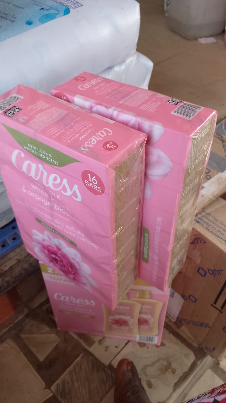 Caress bar soap 16 in a Pak