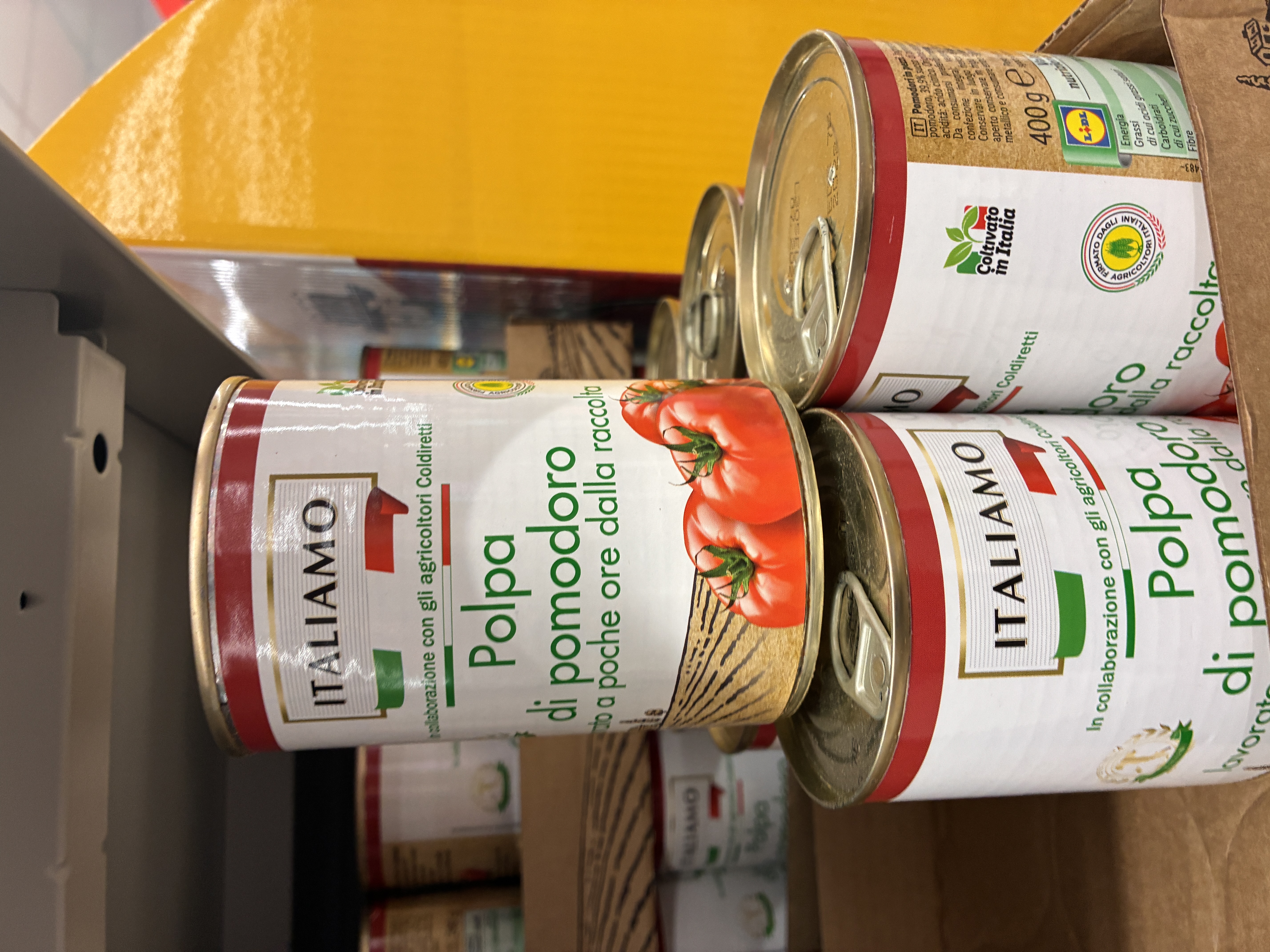 Chopped tomatoes can